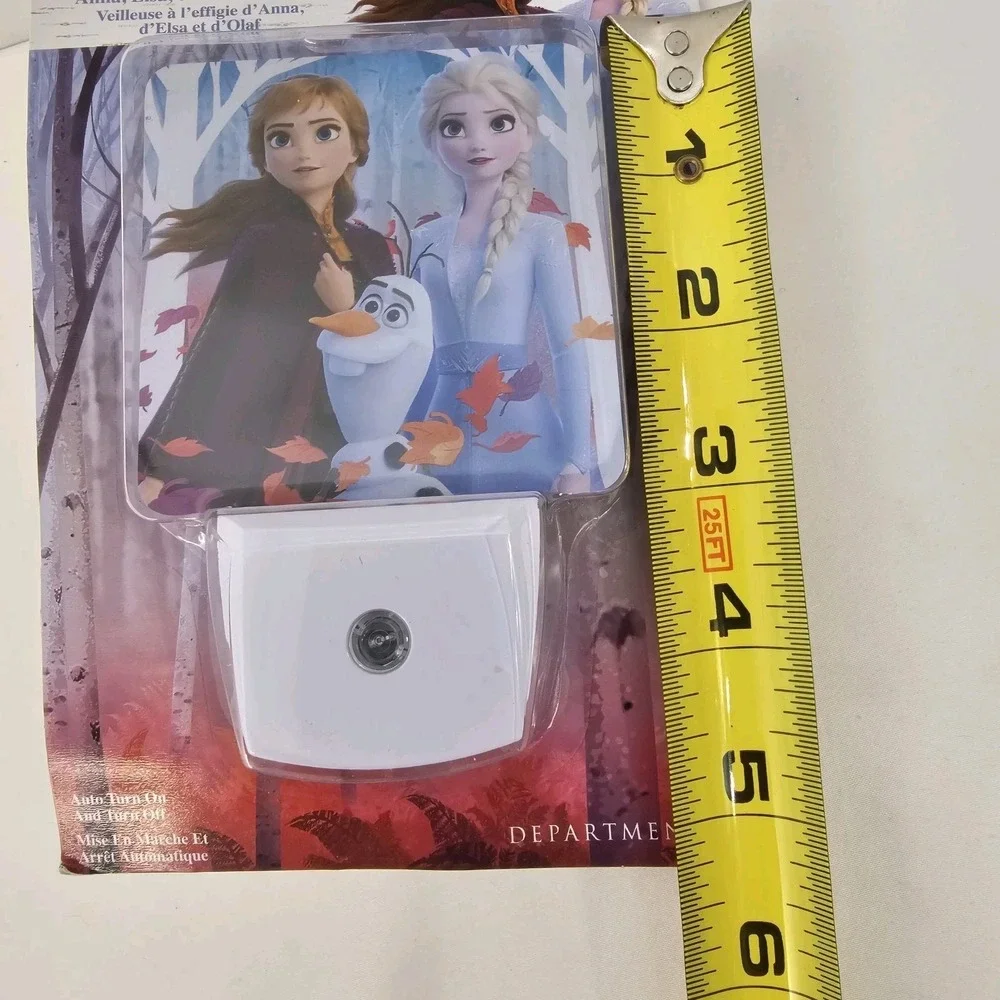 Dept 56 Disney LED Night Light Unopened NIB Collectible-Elsa, Anna & Olaf